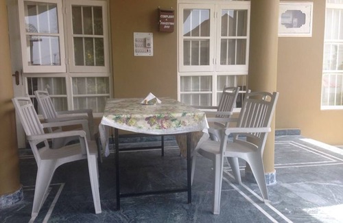 Fatehpur Casa | La estancia: Adharshila villa de 6 dormitorios