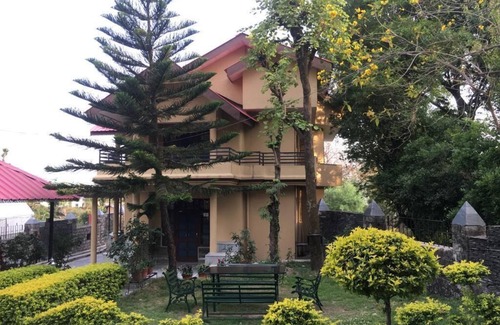 Sidhpur Cabaña | La Estancia - Villa de 3 dormitorios para 10 pax Gulmohar ~ ~ Mountain Views Jardines