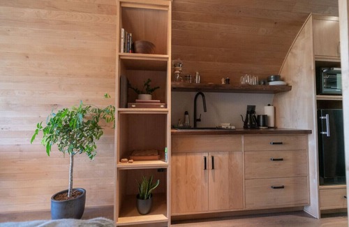 Sebastopol Apartamento | The Sonoma Spyglass | Incredible Views + Sauna