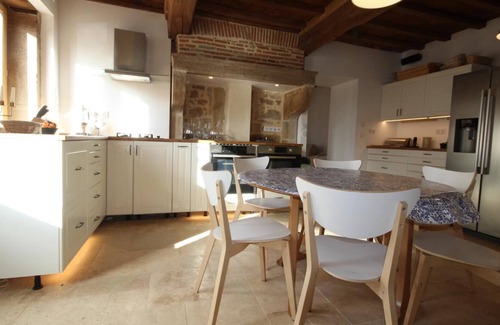 Chatenay Casa | Vrbo Property