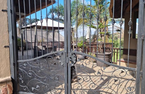 Glenvista Casa | The south country club villa