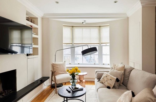 South Kensington Cabaña | The South Kensington Wonder - Trendy 3bdr House With Garden