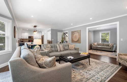 North Sea Casa | The Southampton Easy: Heated Pool, Large Yard