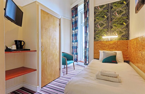 Folkestone Hotel | OYO The Southcliff Hotel