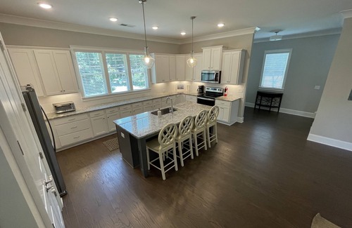Marietta Casa | The Spacious Respite in Marietta, GA- Family friendly with 4.5 bathrooms!