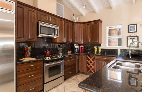 Old Las Palmas Casa | The Spanish Estate In Old Las Palmas Neighborhood! Private! Spectacular Mountain Views!