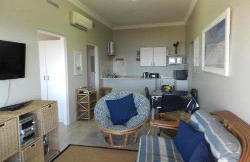 Aston Bay Apartamento | The Sparrow's Nest Beach-Front Self-catering