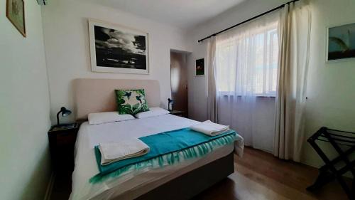 Muizenberg Apartamento | The Speckled Egg, 4 Promenade Rd, Lakeside, Cape Town