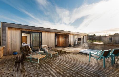 Cheddar Casa | The Spinney, Strawberryfield Park