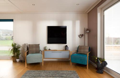 Cheddar Casa | The Spinney, Strawberryfield Park