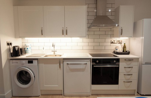 Cheltenham Casa | The Spitfire - Newly renovated 3-bed house in Cheltenham