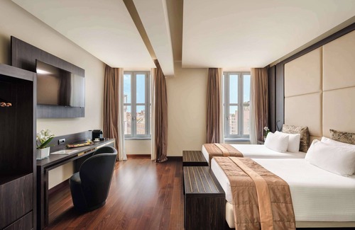 Centro Storico Hotel | The Square Milano Duomo - Preferred Hotels & Resorts