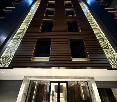 Al-Rawdah Apartamento | The Square One
