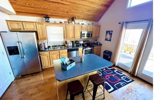 Clarkson Cabina | The Squatch Lodge