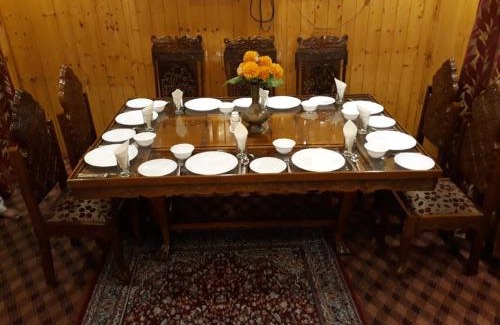 Nishat-Shalimar Apartamento | The Srinagar Group Of Hotels