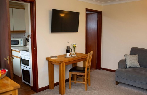Chancery Cabaña | The Stable, Aberystwyth