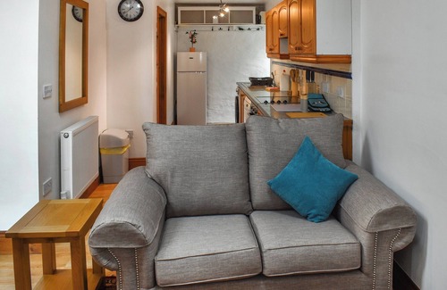 Mabe Burnthouse Cabaña | The Stable Barn - UK46678