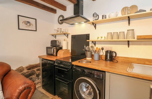 Outhgill Cabaña | THE STABLE, romantic, character holiday cottage in Hawes