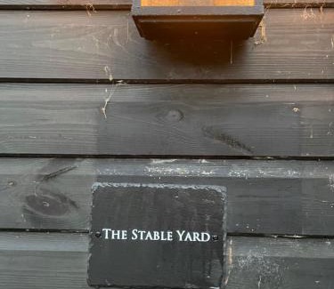 New Forest District Casa | The Stable Yard @ Manor Bank Cottage