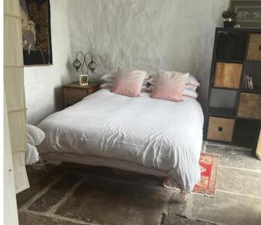 Whitegate Apartamento | The Stables a small piece of Heaven