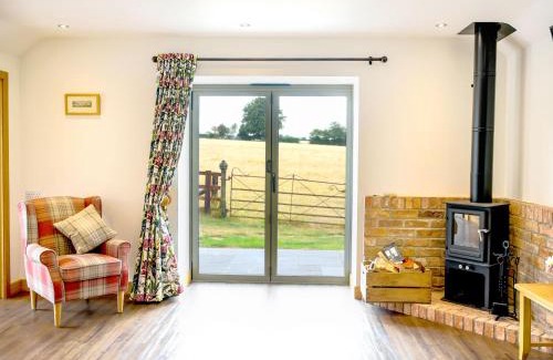 Ayston Casa | The Stables and The Tackroom at Castle Chase, Ayston