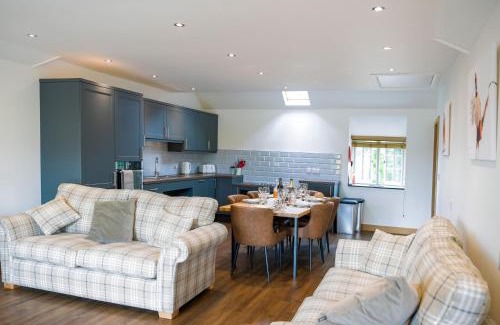 Ayston Casa | The Stables and The Tackroom at Castle Chase, Ayston