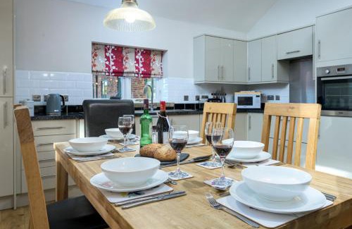 Frampton Casa | The Stables