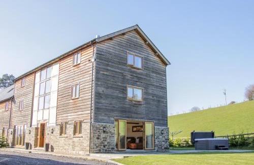 Tirabad Casa | The Stables