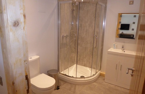 Arden Apartamento | The Stables Lower Cottage 5 (Auchendennan) - sleeps 2 guests in 1 bedroom