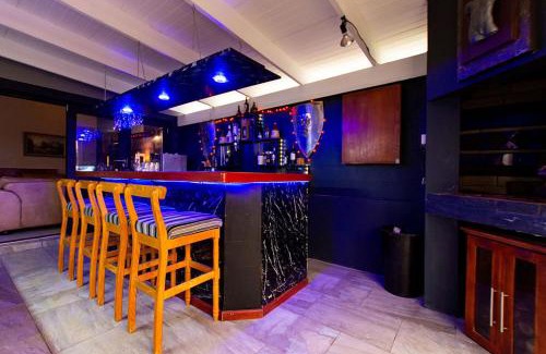 Langebaan Casa | The Stagger Inn Langebaan - Pool table