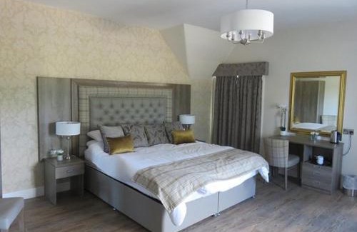 Pathhead Hotel | The Stair Arms Hotel