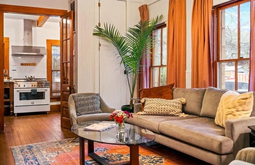 Bouldin Casa | The Stanley | SoCo Estate + Pool + Pet OK
