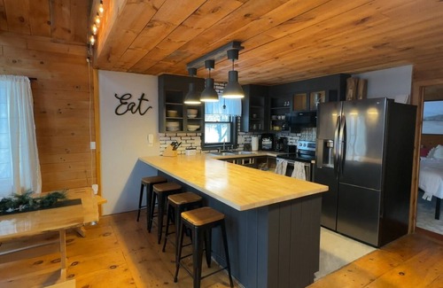 Lancaster Casa | The Stargazer's Summit