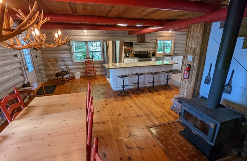 Amherst Cabaña | The Starry beach, lake front cottage