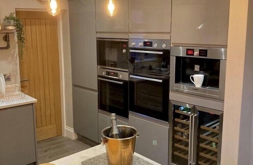 Muston Casa | The Station Lodge, Filey. Sleeps 12