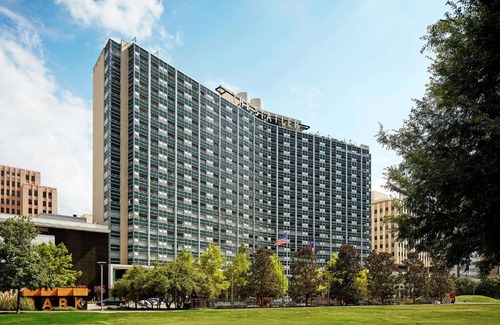 Downtown Dallas Hotel | The Statler Dallas, Curio Collection By Hilton