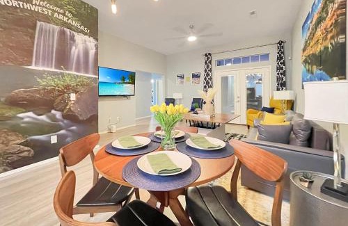 Bentonville - Fayetteville Casa | The Stay at Steuben Hot Tub 2 houses 6 BR