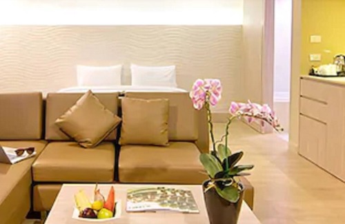 Pattaya Bay Hotel | The Stay Hotel