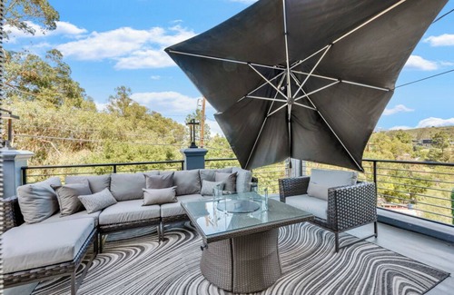 Hollywood Hills Casa | The Steel Estate