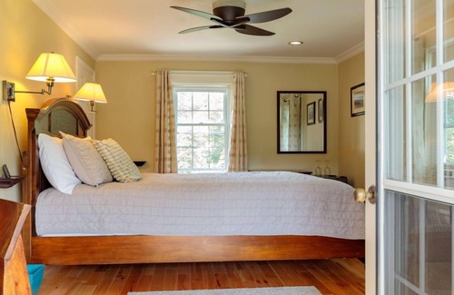 Wolfville Cama Y Desayuno | The Stella Rose B&B