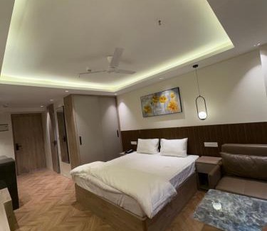 Jaypee Greens Casa | The Sterling twilight