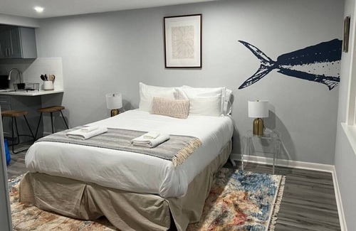 Old Mystic Apartamento | The Stillman Studio · Near Mystic, Casinos + USCGA
