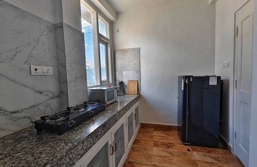 Manali Casa | The Stone Hedge