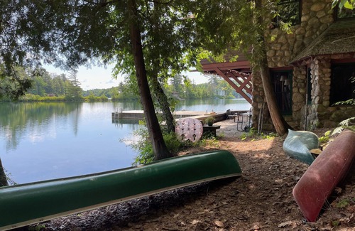 Star Lake Cabaña | La casa de piedra: un lugar tranquilo, dulce, frente al lago de relevo