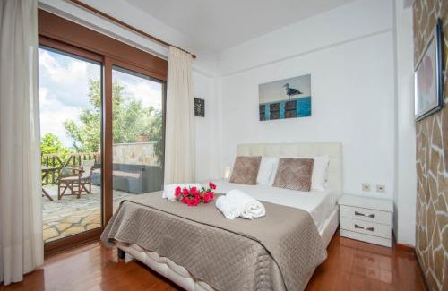 Agia Marina Casa | The Stone House