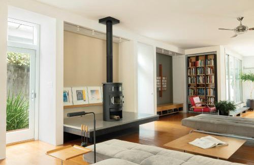 Southwest Raleigh Casa | THE STORE