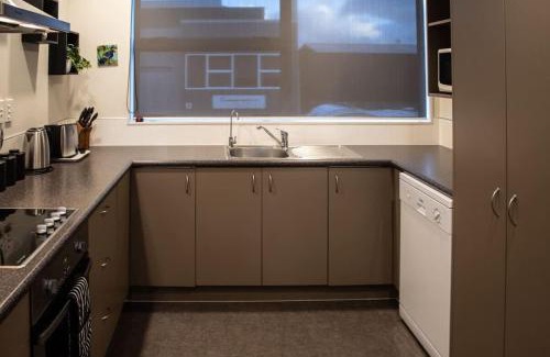Rewa Apartamento | The Strandon - loft style central apartment