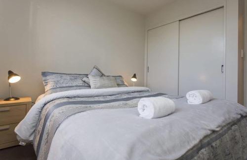 Rewa Apartamento | The Strandon - loft style central apartment