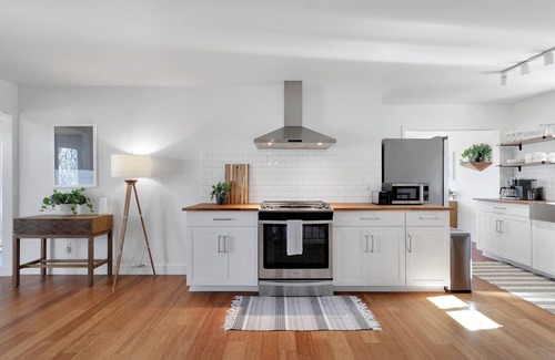 Redding Casa | The Stratford :: Clean Modern Minimal
