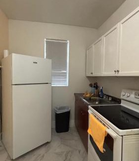East Little Havana Apartamento | The Studio 6 Little Havana Walk to Marlins Stadium